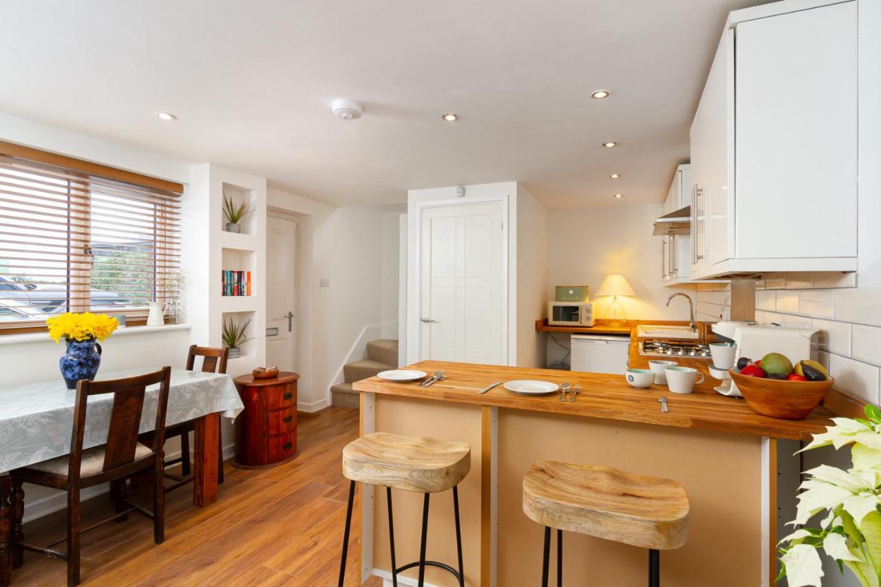 The Coach House, Centrally Located Detached Coach House Cardiff Exteriér fotografie